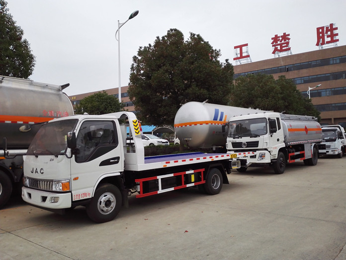 江淮一拖二清障車(chē)
