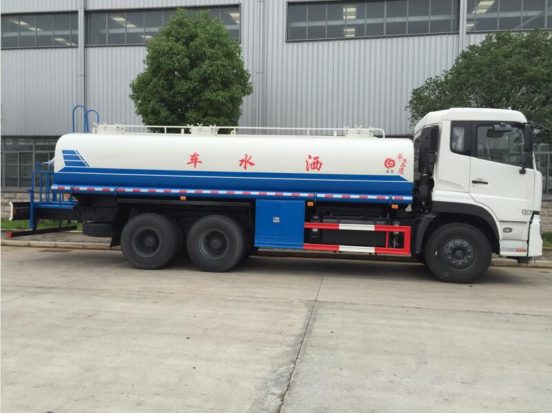 東風(fēng)天龍后八輪22噸灑水車(chē)