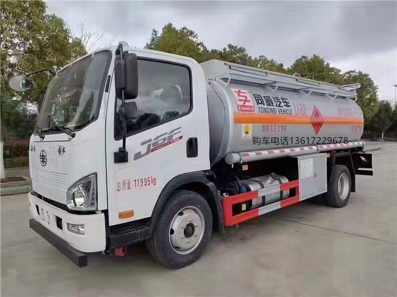 國(guó)六解放8噸加油車