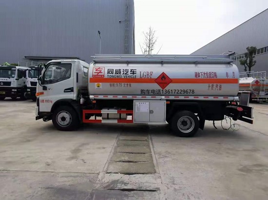 國六江淮8噸加油車