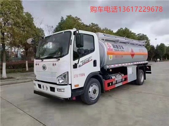 解放國(guó)六油車_副本.jpg
